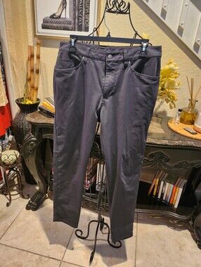 Lululemon men pants size 33